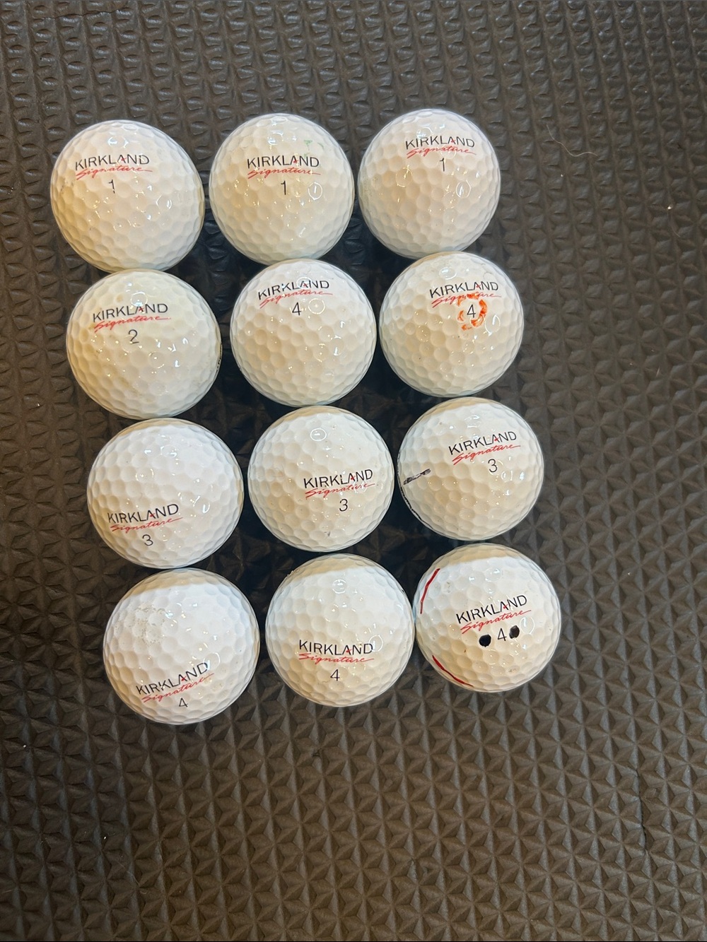 Kirkland Signature White Golf Balls (12-Pack)
